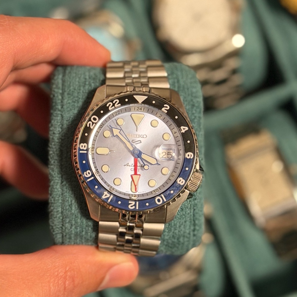 Seiko Mod: Ice Blue GMT